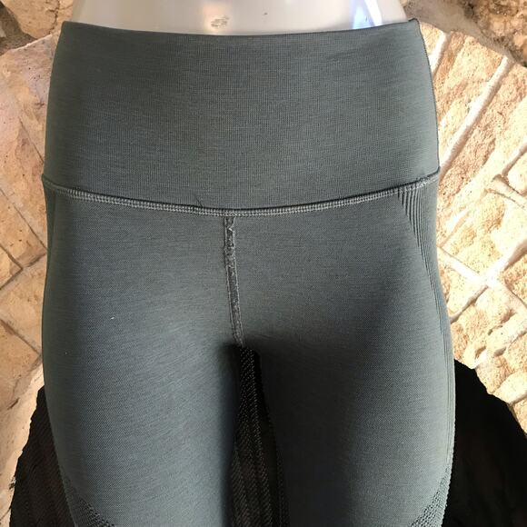 Alphalete Seamless Green Leggings Women's Size Medium - Picture 7 of 10
